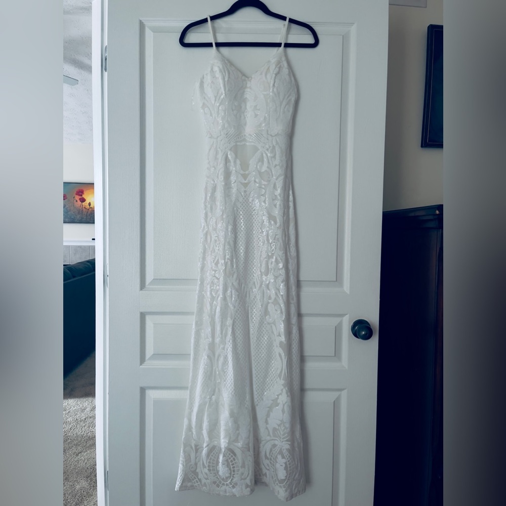 Wedding dress